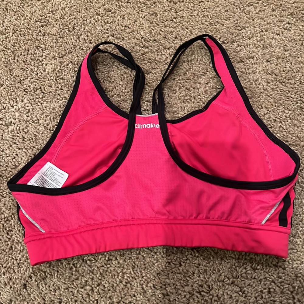 Sports bra bundle- 4 mediums - Picture 8 of 12